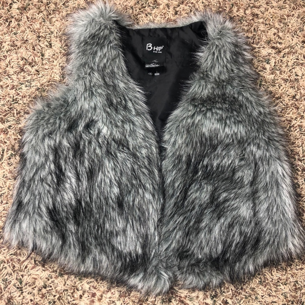 Fur vest